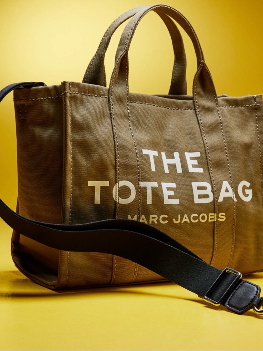 Marc Jacobs Tote Bag in Tan with White Logo - Picture 2 of 7